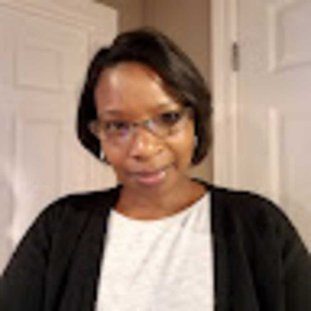 Meet your Posher, Dina
